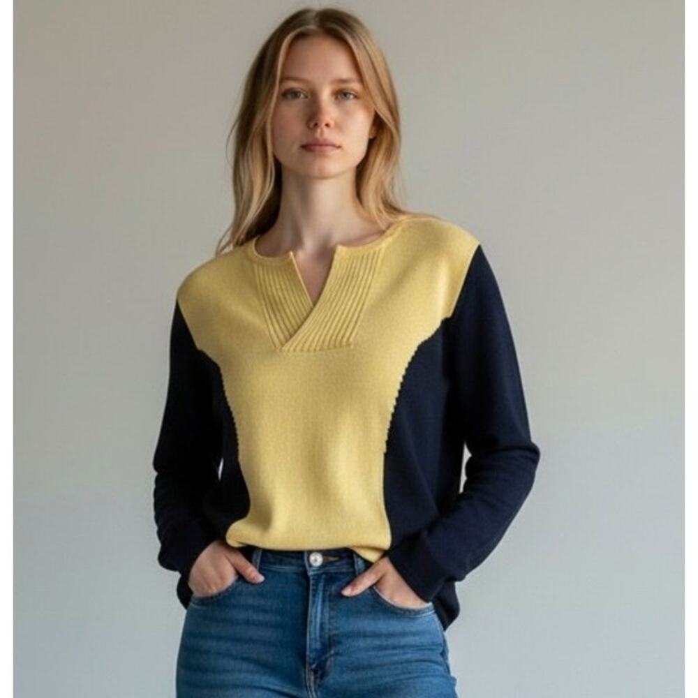 St. John Sport Colorblock Knit Sweater Women's 6 Black Gold Long Sleeve Pullover